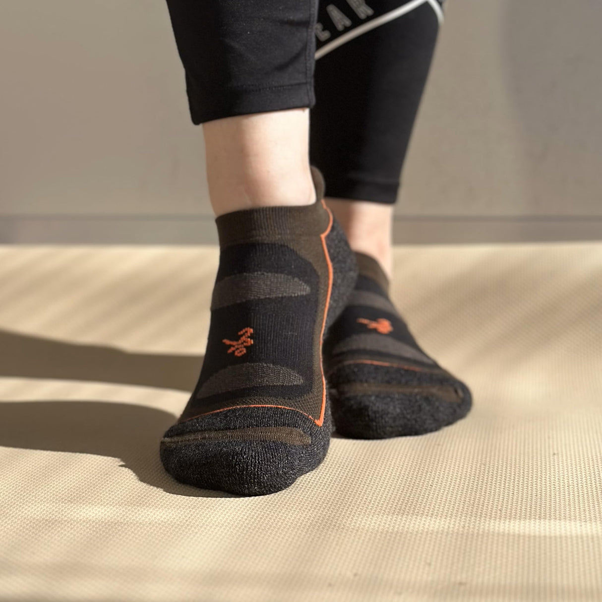 Balega Blister Resist Performance No Show Athletic Running Socks for Men and Women (1 Pair)