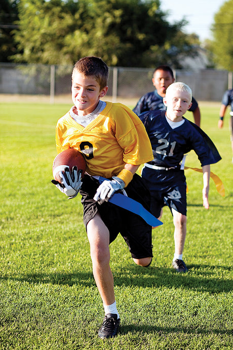 SKLZ 10 Man Flag Football + End Zone Pylons, Complete Indoor & Outdoor Training Set